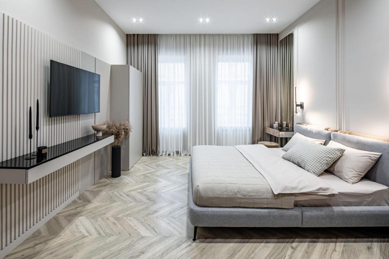 Apartment On Kulisha 28 Lviv Kültér fotó